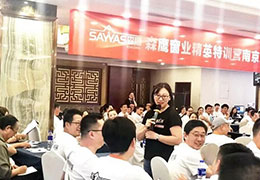 森鷹窗業內訓現場